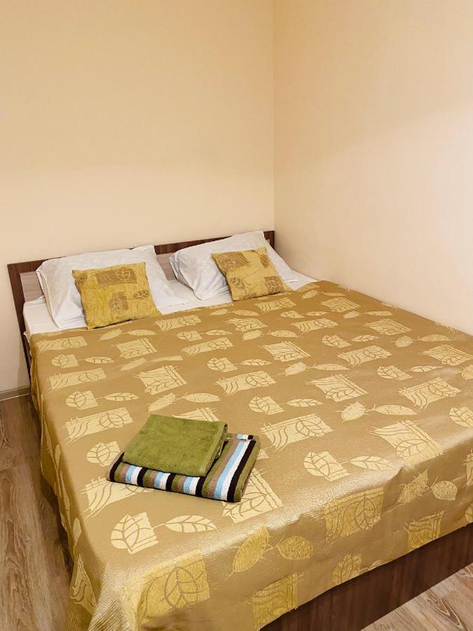 Like Home Apartments&Rooms 알마티 외부 사진