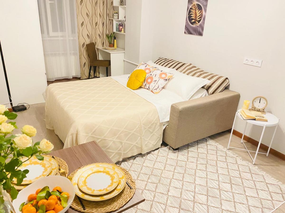 Like Home Apartments&Rooms 알마티 외부 사진