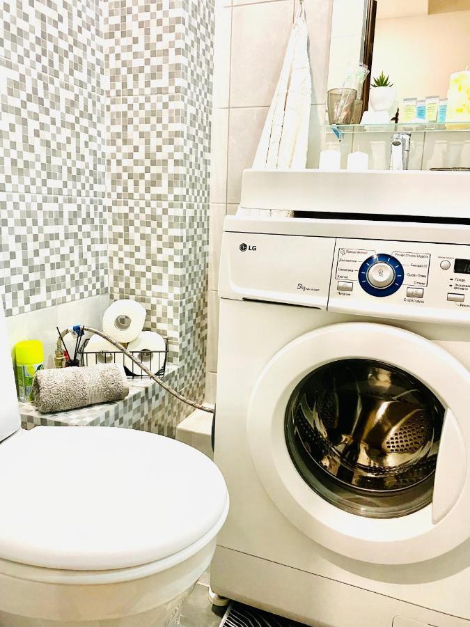 Like Home Apartments&Rooms 알마티 외부 사진