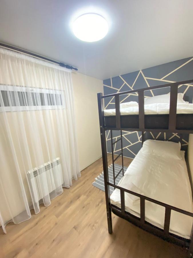 Like Home Apartments&Rooms 알마티 외부 사진